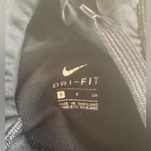 Black small Nike hoodie